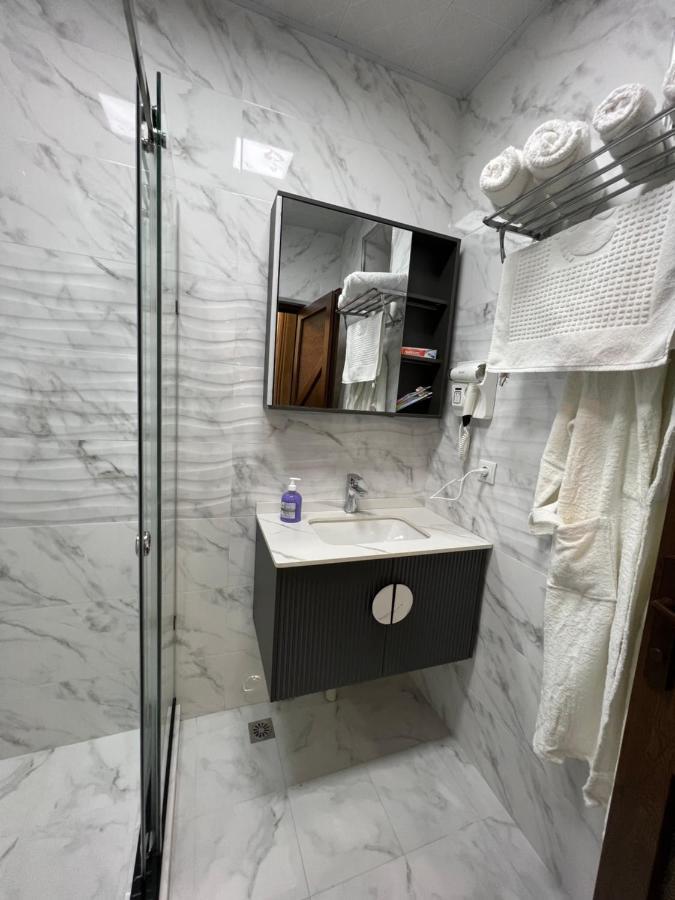 Hotel Sharq Ντουσαμπέ Εξωτερικό φωτογραφία
