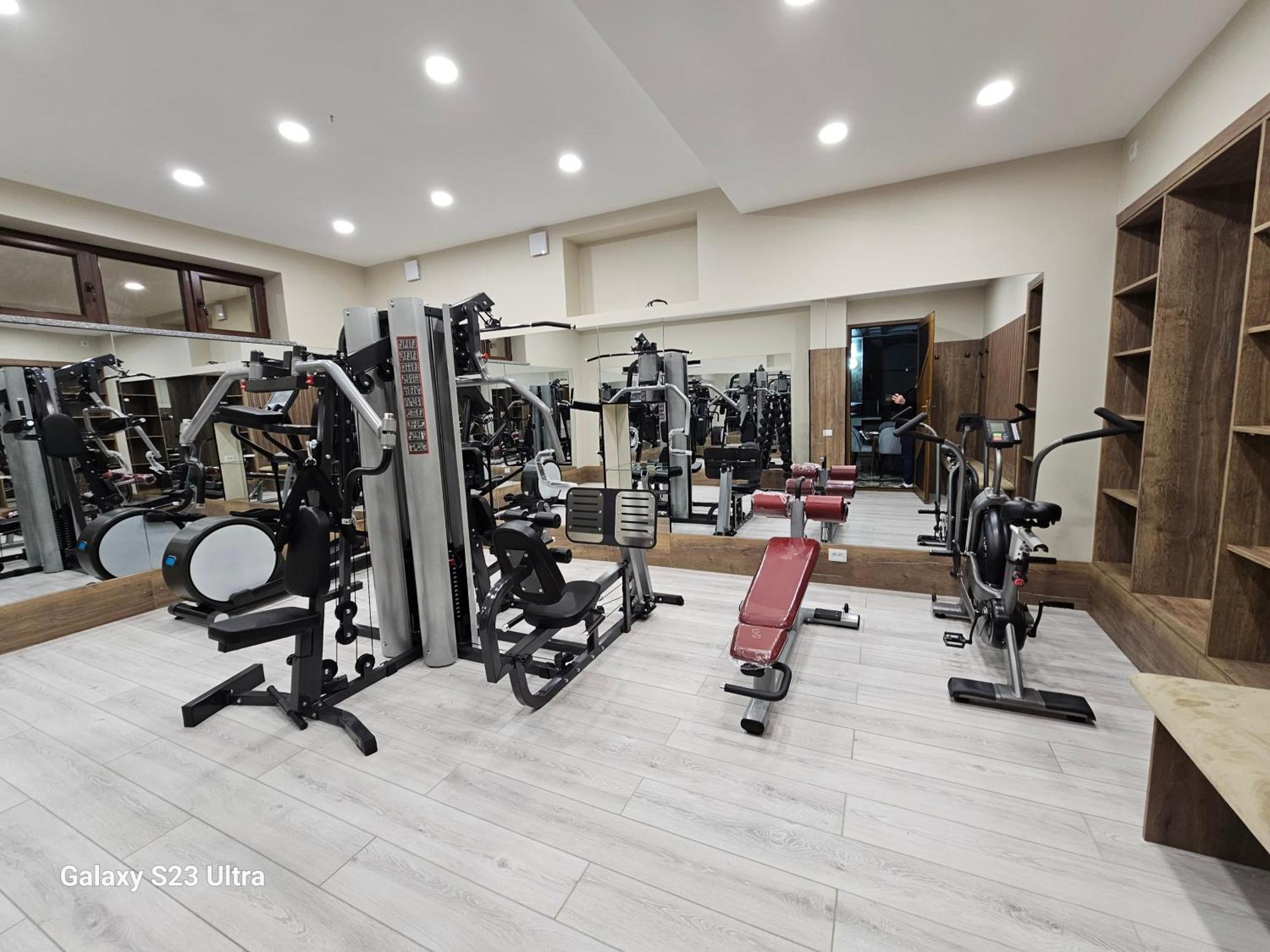 Hotel Sharq Ντουσαμπέ Εξωτερικό φωτογραφία