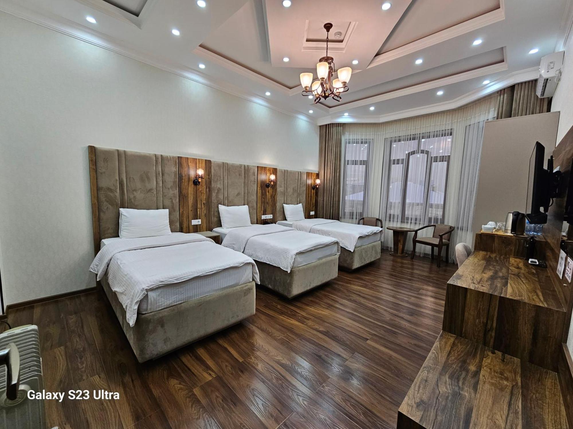 Hotel Sharq Ντουσαμπέ Εξωτερικό φωτογραφία