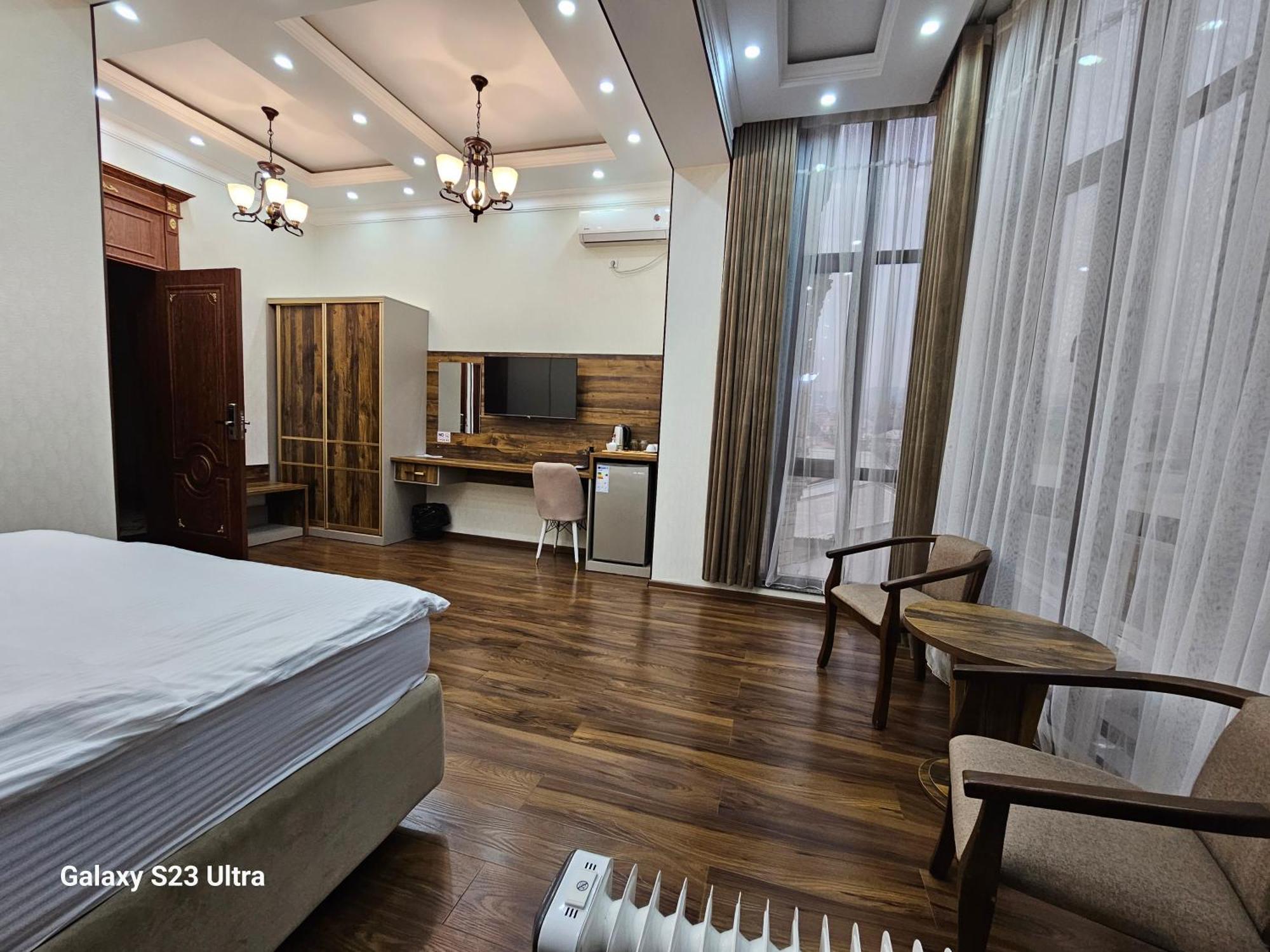 Hotel Sharq Ντουσαμπέ Εξωτερικό φωτογραφία