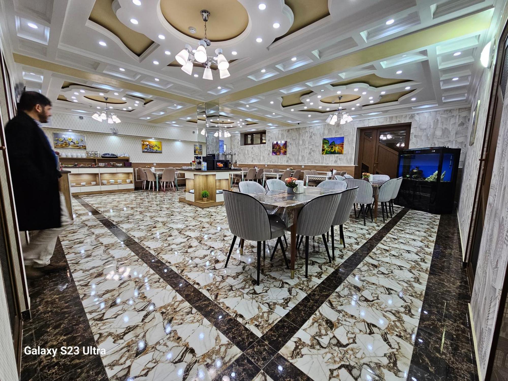 Hotel Sharq Ντουσαμπέ Εξωτερικό φωτογραφία