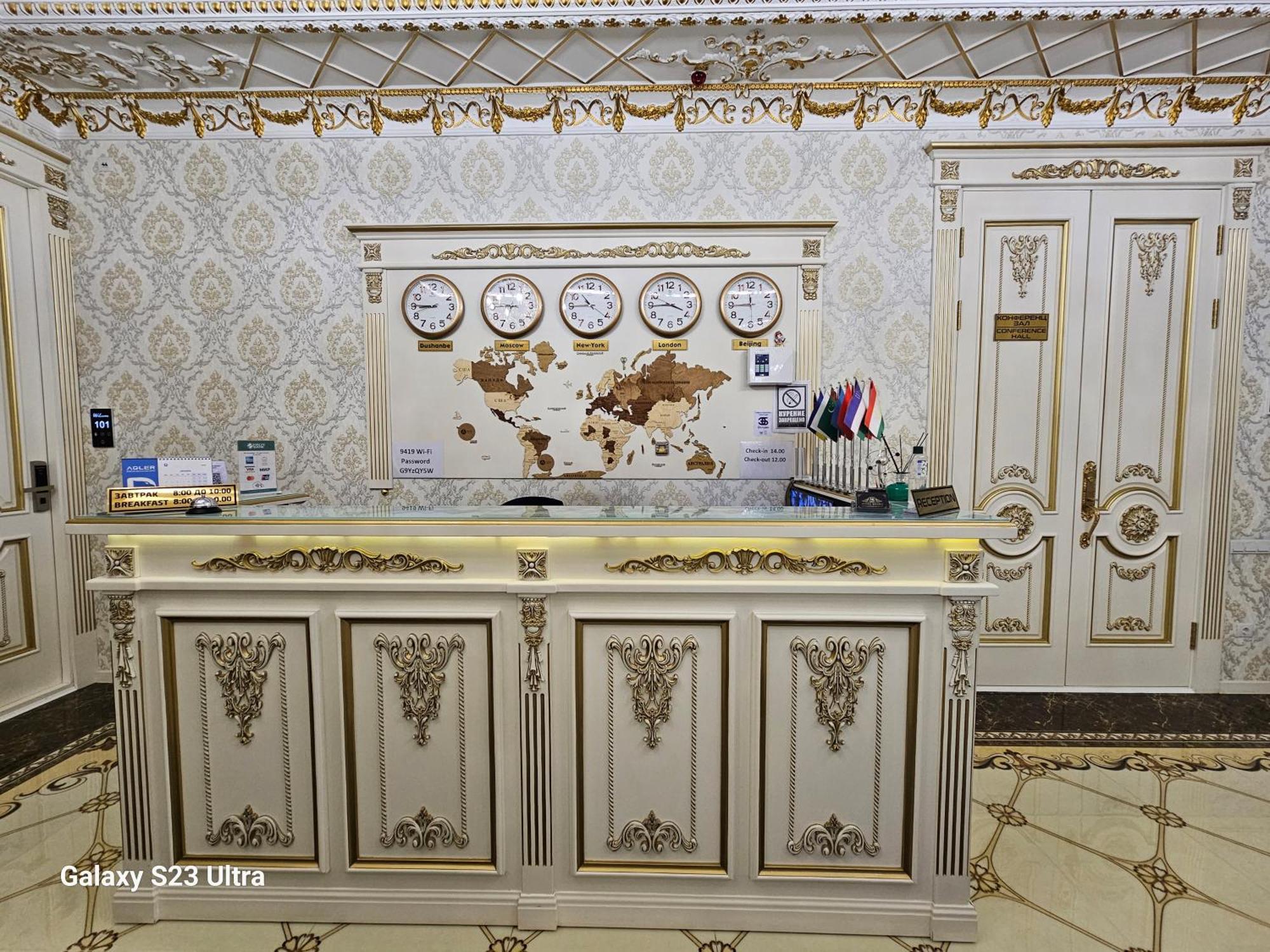 Hotel Sharq Ντουσαμπέ Εξωτερικό φωτογραφία